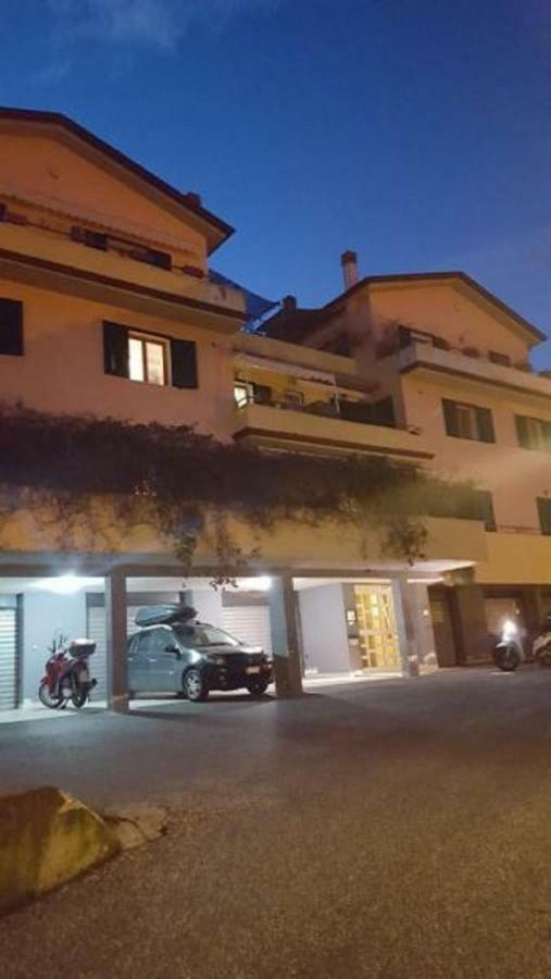 Approdo alle 5 terre da Niky La Spezia Esterno foto